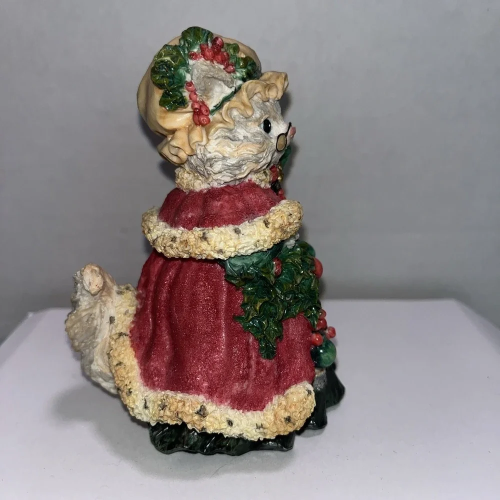 Vintage The Thickets at Sweetbriar Mrs. Claws CAT Christmas Is A Time for LOVE